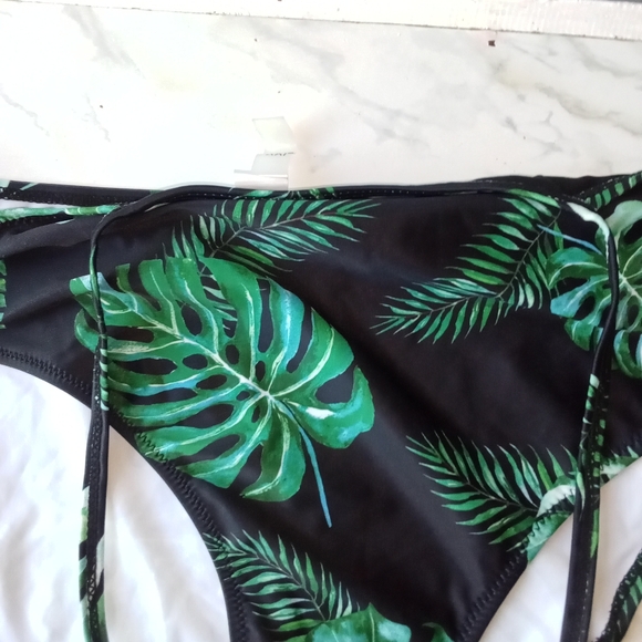 Temp Me Women's Swimming Suit Briefs - Picture 4 of 7